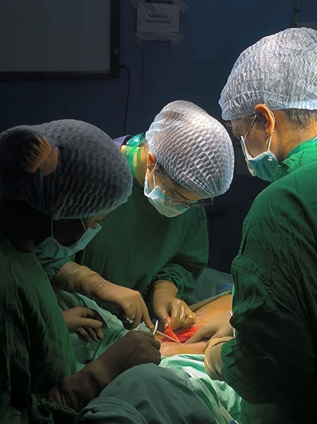 Dr. Saneya Pandrowala surgical oncology gallery photo 9